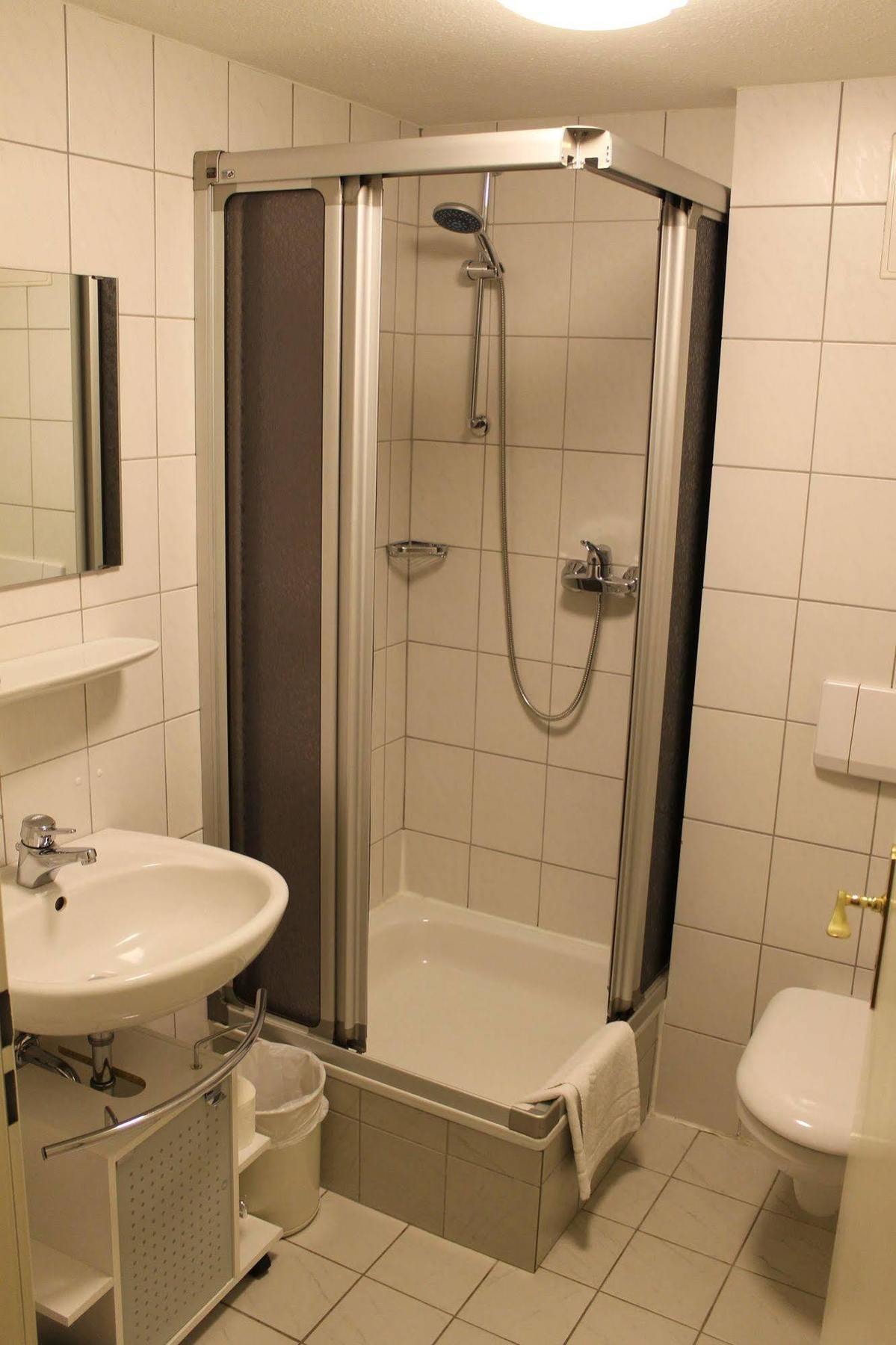 Garni Bellevue Hotel 2*